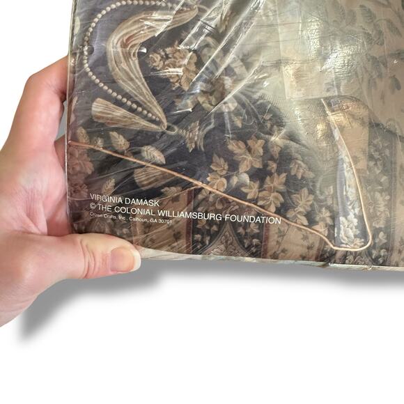 Williamsburg Virginia Damask Twin Flat Sheet NIP Luxury Percale 200 TC USA - Picture 5 of 7